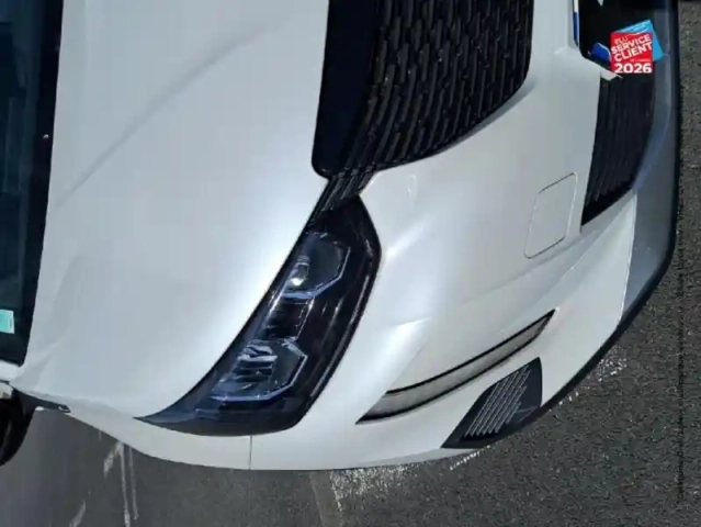 Peugeot 2008 1.5 bluehdi 130ch s&amp;s allure pack eat8 — photo 13