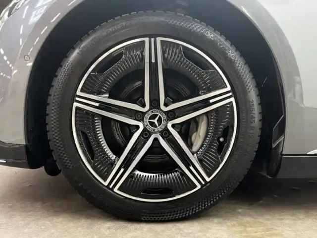 Mercedes Classe E berline 350+ amg line — photo 9