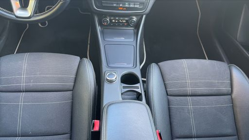 Mercedes Classe GLA 180 CDi 109 7G-DCT - Sensation – 2016 – 152947 km – Diesel – Boîte Automatique — photo 29