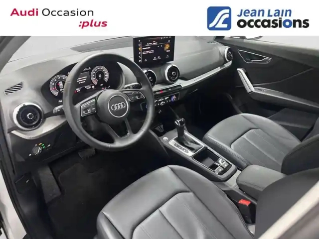 Audi Q2 35 tfsi 150 s tronic 7 — photo 11
