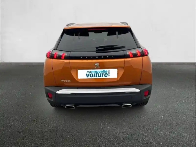 Peugeot 2008 puretech 130 s&amp;s eat8 — photo 5