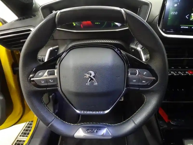 Peugeot 208 1.2 puretech 130ch s&amp;s gt eat8 — photo 14