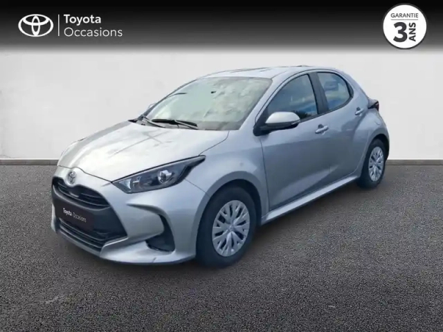 Toyota Yaris 120 vvt-i dynamic business 5p mc24