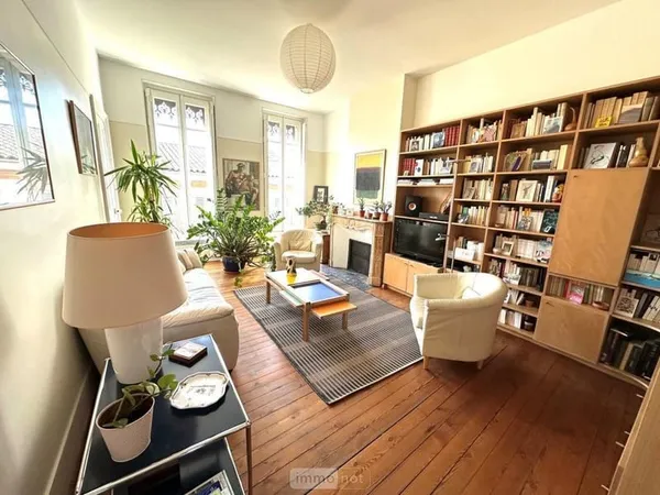 RARE SUR LE SECTEUR  SAINT-AUBIN Appartement T5 ....