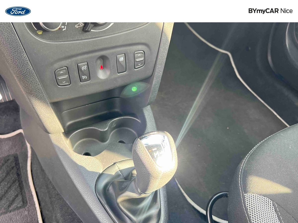 Dacia Sandero TCe 90 Easy-R — photo 18