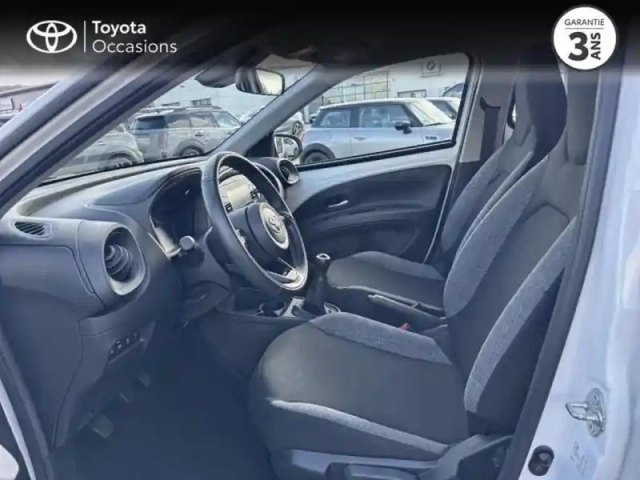 Toyota Aygo X 1.0 vvt-i 72ch dynamic — photo 9