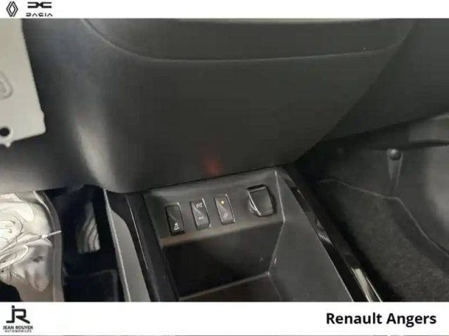 Dacia Spring 45ch expression — photo 10