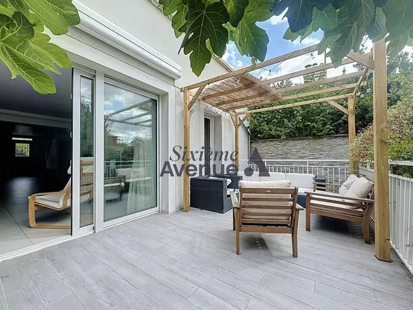 Maison 7 pièces 179 m²