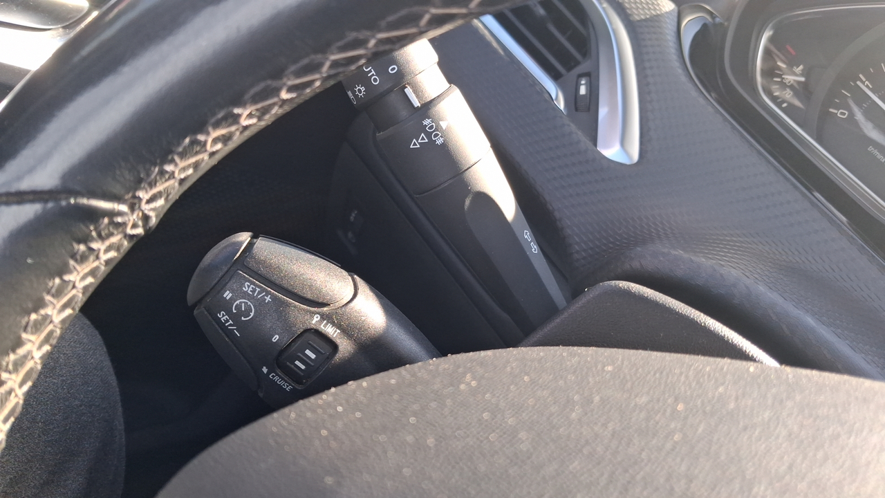 Peugeot 2008 PureTech 110ch S&amp;S BVM6 — photo 58