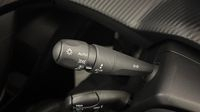 Peugeot 2008 1.2 PureTech 100ch S&S Allure — photo 23