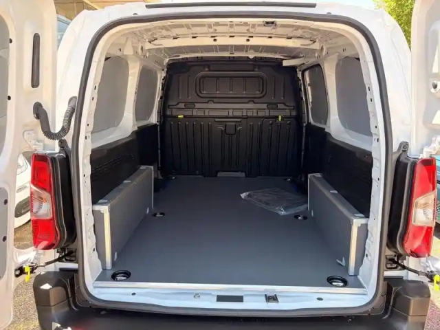 Fiat Doblo fg xl 950kg bluehdi 130ch s&amp;s eat8 — photo 9