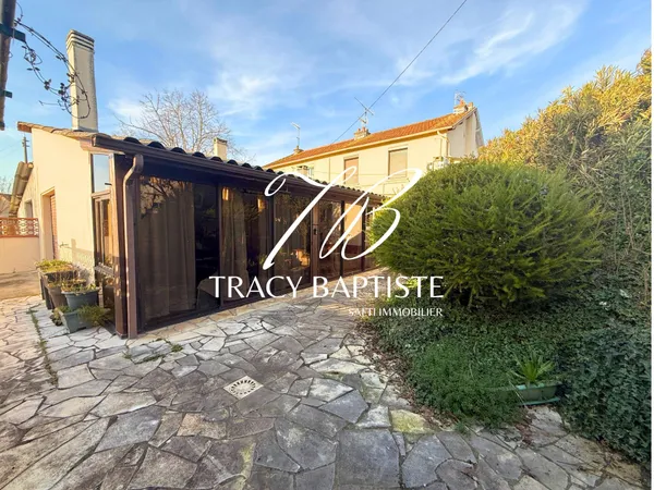 Maison familiale - 165 m² habitables - Jardin intimiste - Proche toutes commodités