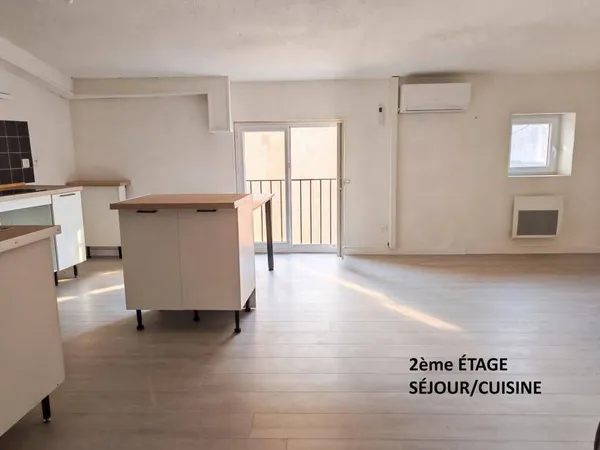 Immeuble 186 m²