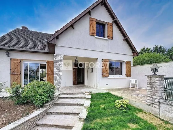 Maison 7 pièces 152 m²