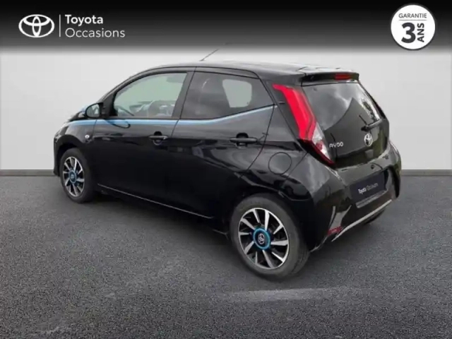 Toyota Aygo 1.0 vvt-i 72ch x-trend 5p — photo 2