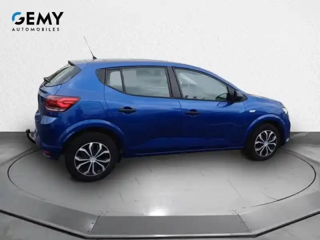 Dacia Sandero sce 65 — photo 4