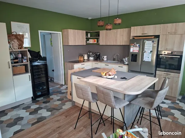 Maison 7 pièces 195 m²