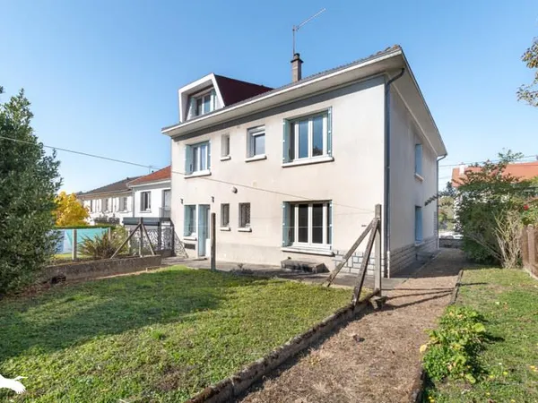 Maison 7 pièces 187 m²