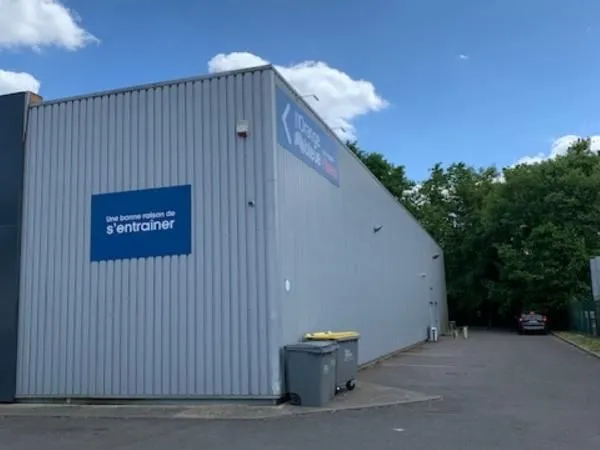 Local commercial 430 m²