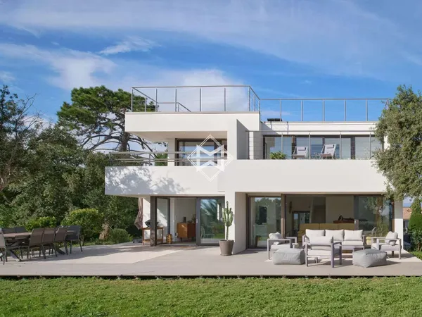Villa 350 m²