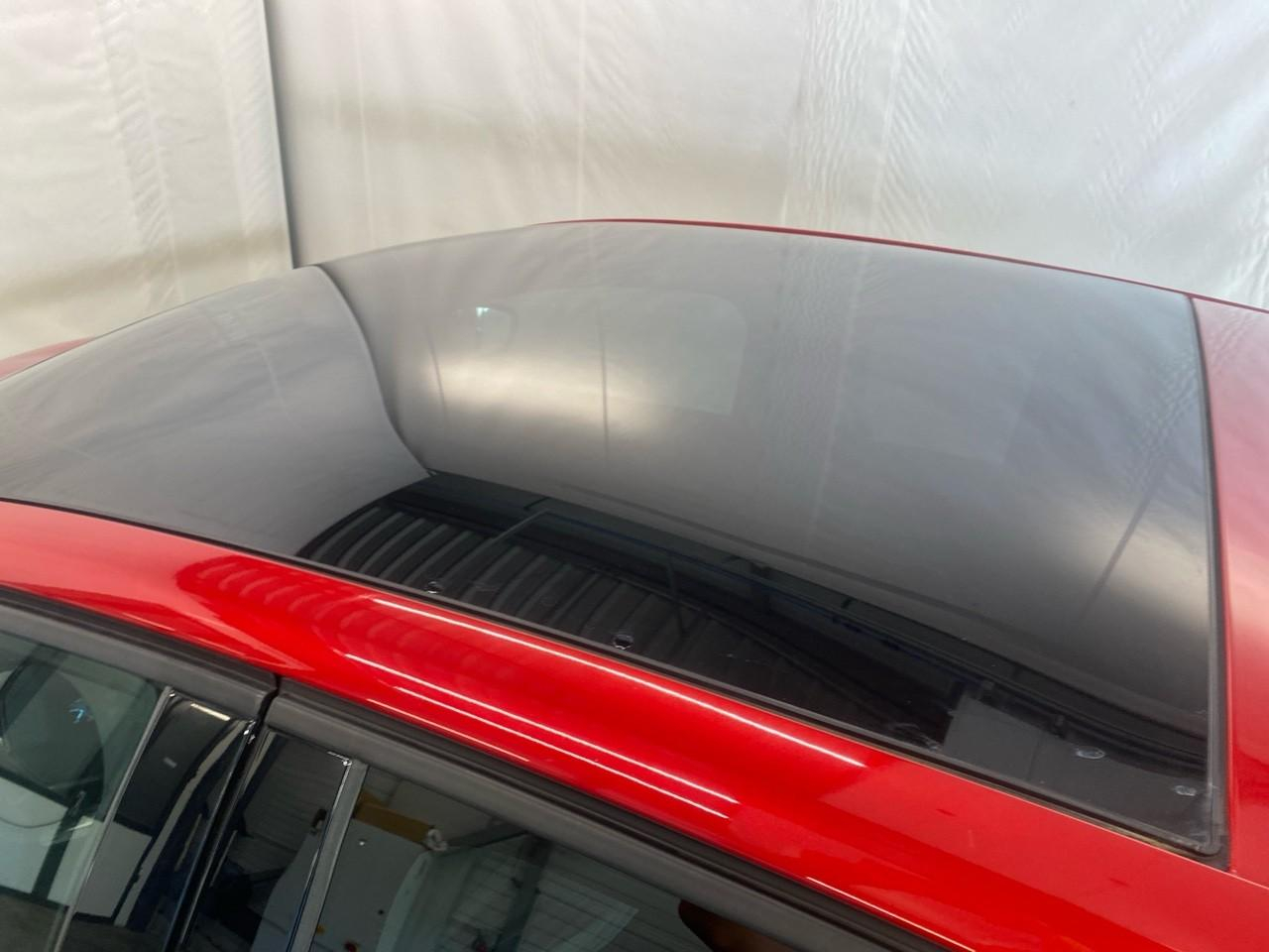 Peugeot 208 puretech 100 s&s eat8 gt pack — photo 33