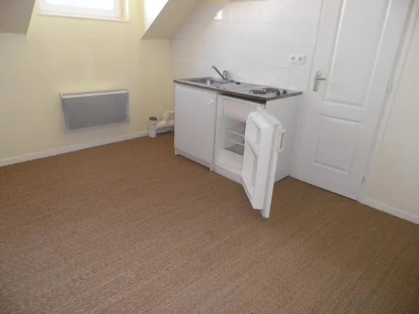 Appartement Location L'Aigle 1p 15m² 240€
