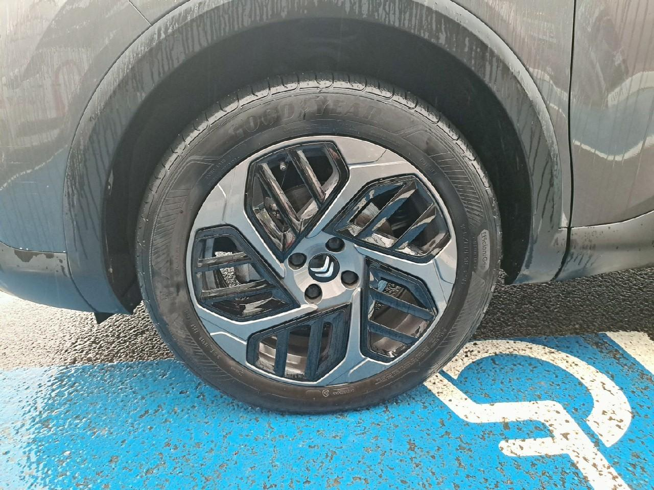 Citroën C4 bluehdi 130 eat8 plus — photo 13