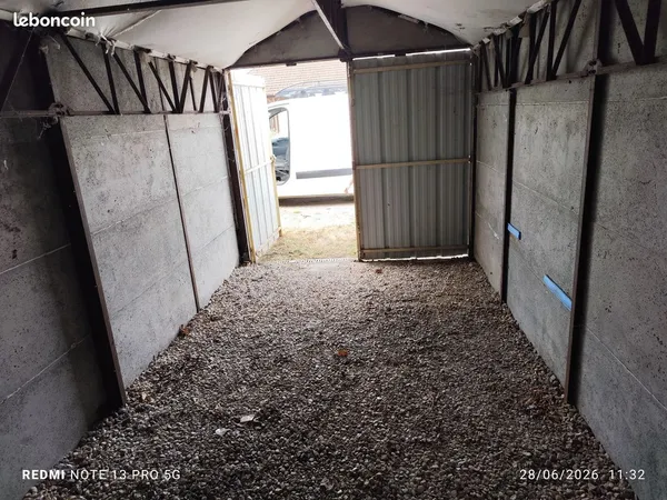 3 garages à vendre
