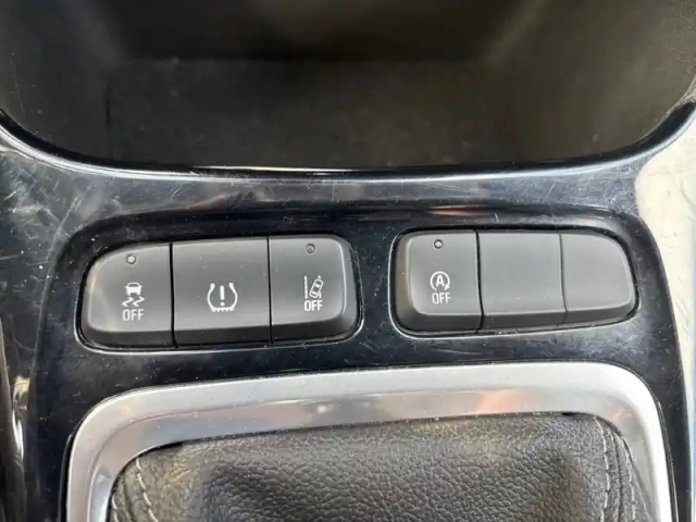 Opel Crossland 1.2 turbo 110 ch bvm6 — photo 20