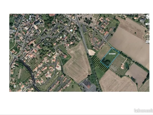 A vendre Terrain constructible 5000 m2 Mirebeau