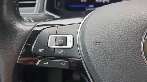 Volkswagen T-Roc 1.5 TSI 150 - Carat – 2019 – 105025 km – Essence – Boîte Manuelle — photo 23