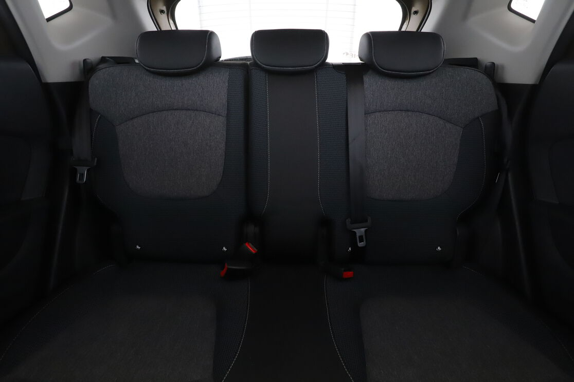 Renault Captur 1.2 TCe Energy Intens EDC — photo 14