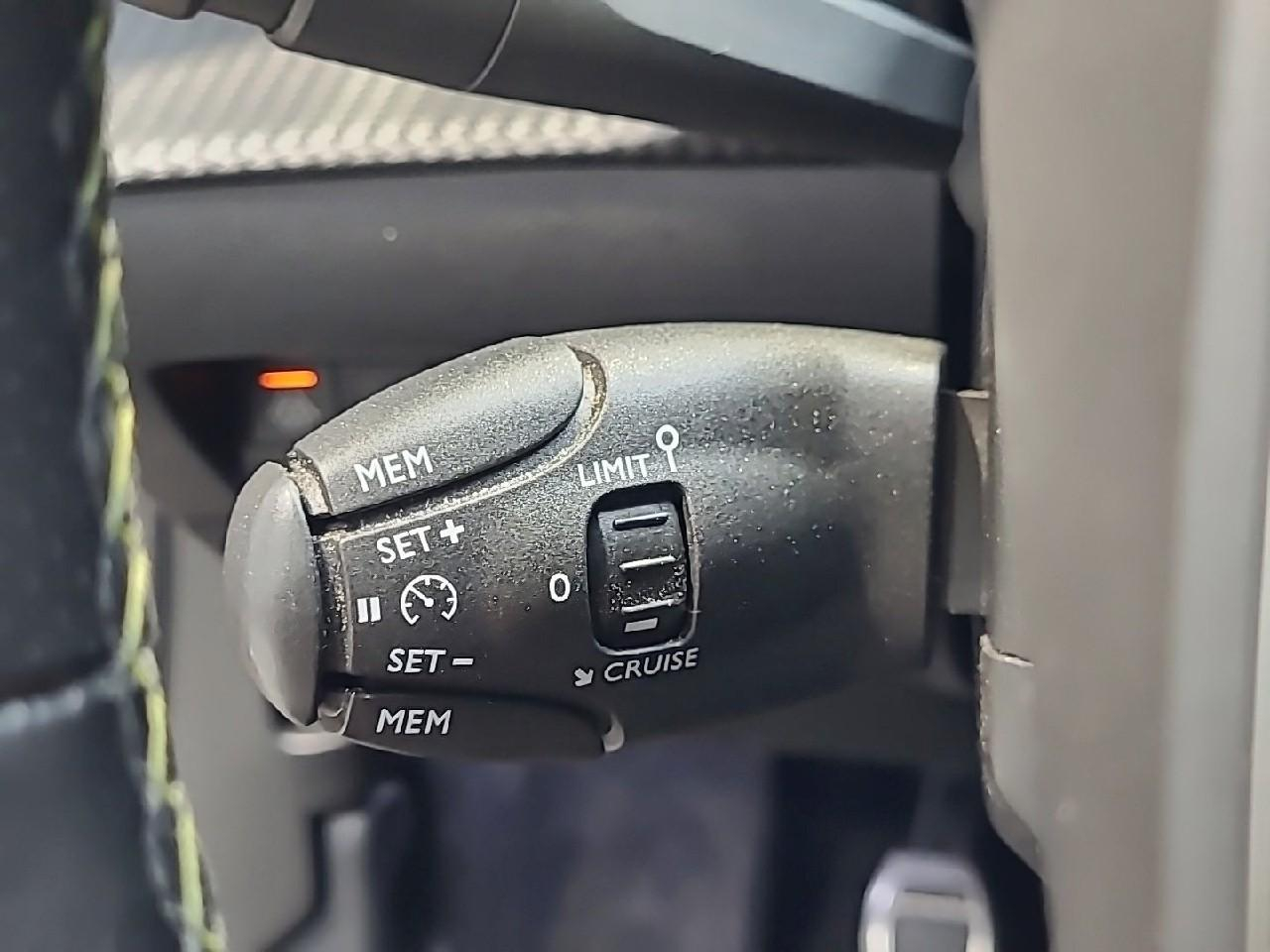 Peugeot 2008 puretech 130 s&s bvm6 gt — photo 27