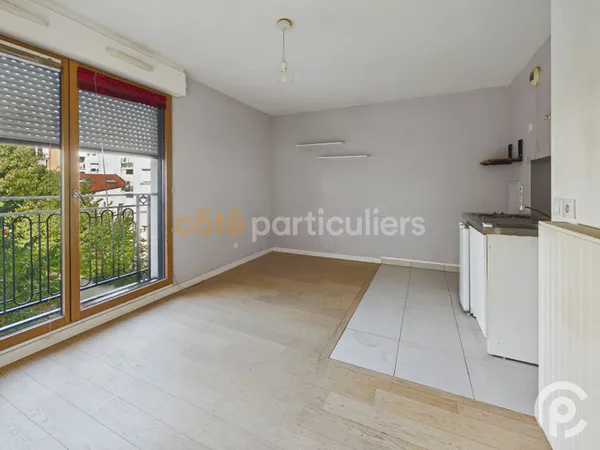Studio Clamart centre dans Résidence de standing