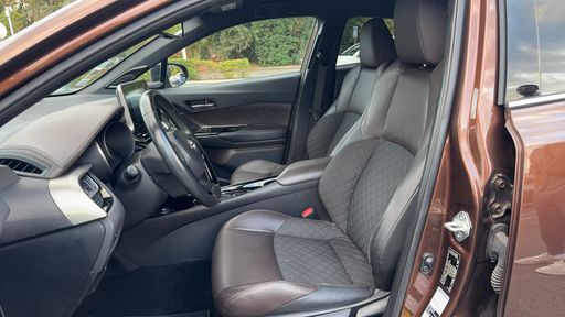 Toyota C-HR 1.8 VVT-i 122 Hybrid 2WD CVT 99 - Distinctive – 2018 – 100514 km – Hybride essence – Boîte Automatique — photo 18