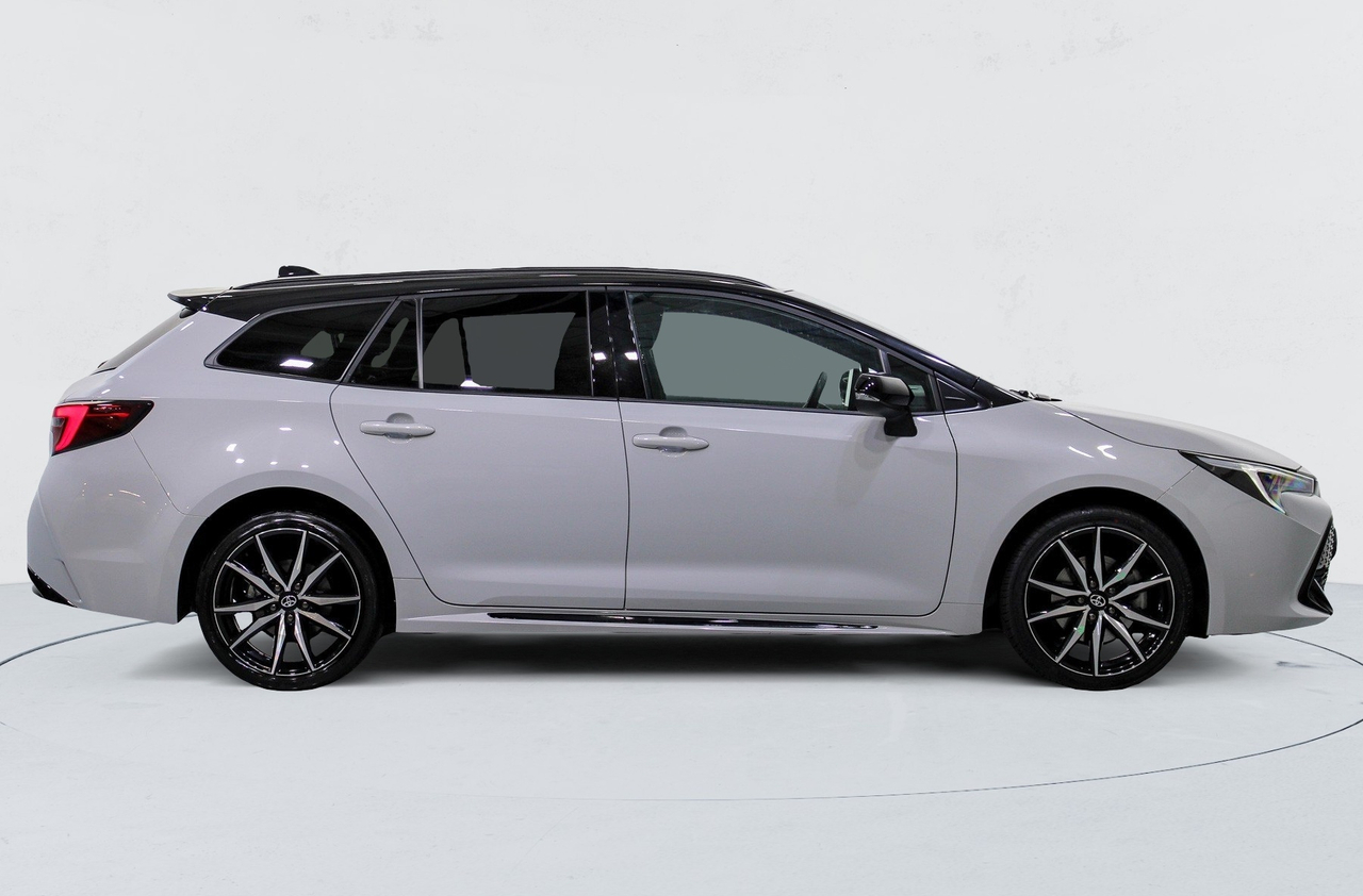 Toyota Corolla Touring Sports — photo 6