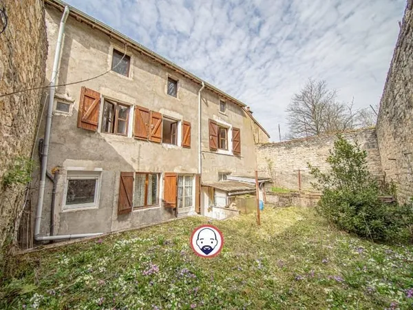 Immeuble 3 appartements avec jardin