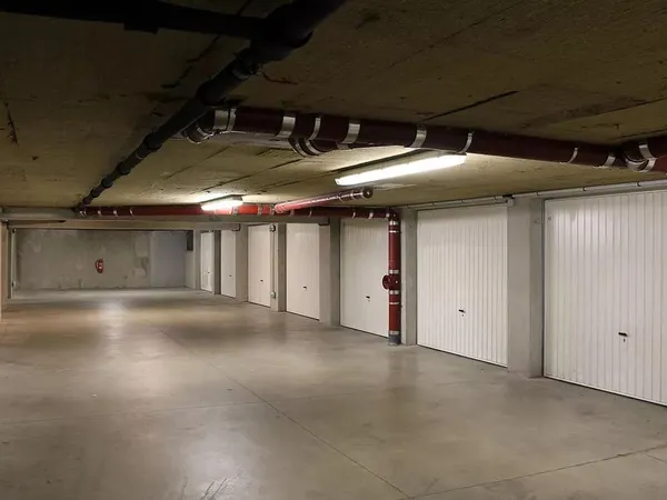 Garage double