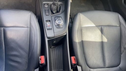 BMW X1 sDrive 18i 140 - Business Design – 2019 – 97629 km – Essence – Boîte Manuelle — photo 6