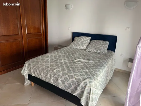 Beau T2 50 M2 meuble