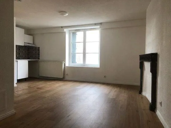 Studio 1 pièce 30 m²