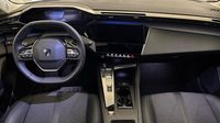 Peugeot 308 PHEV 180ch Allure Pack e-EAT8 — photo 11