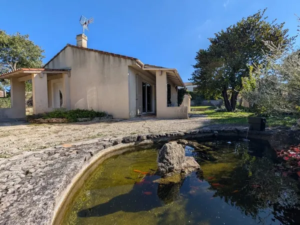 Location Maison T4 de plain pied avec beau jardin, Pertuis 8
