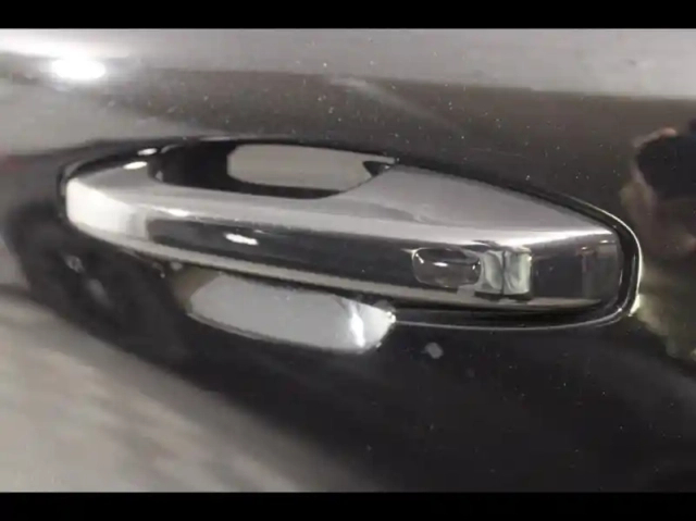 Volvo C40 recharge extended range 252ch ultimate — photo 23
