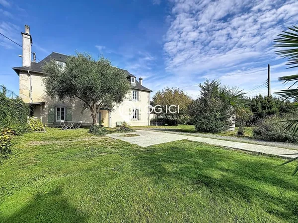 LESTELLE BETHARRAM - Vente Maison béarnaise T7 rénovée