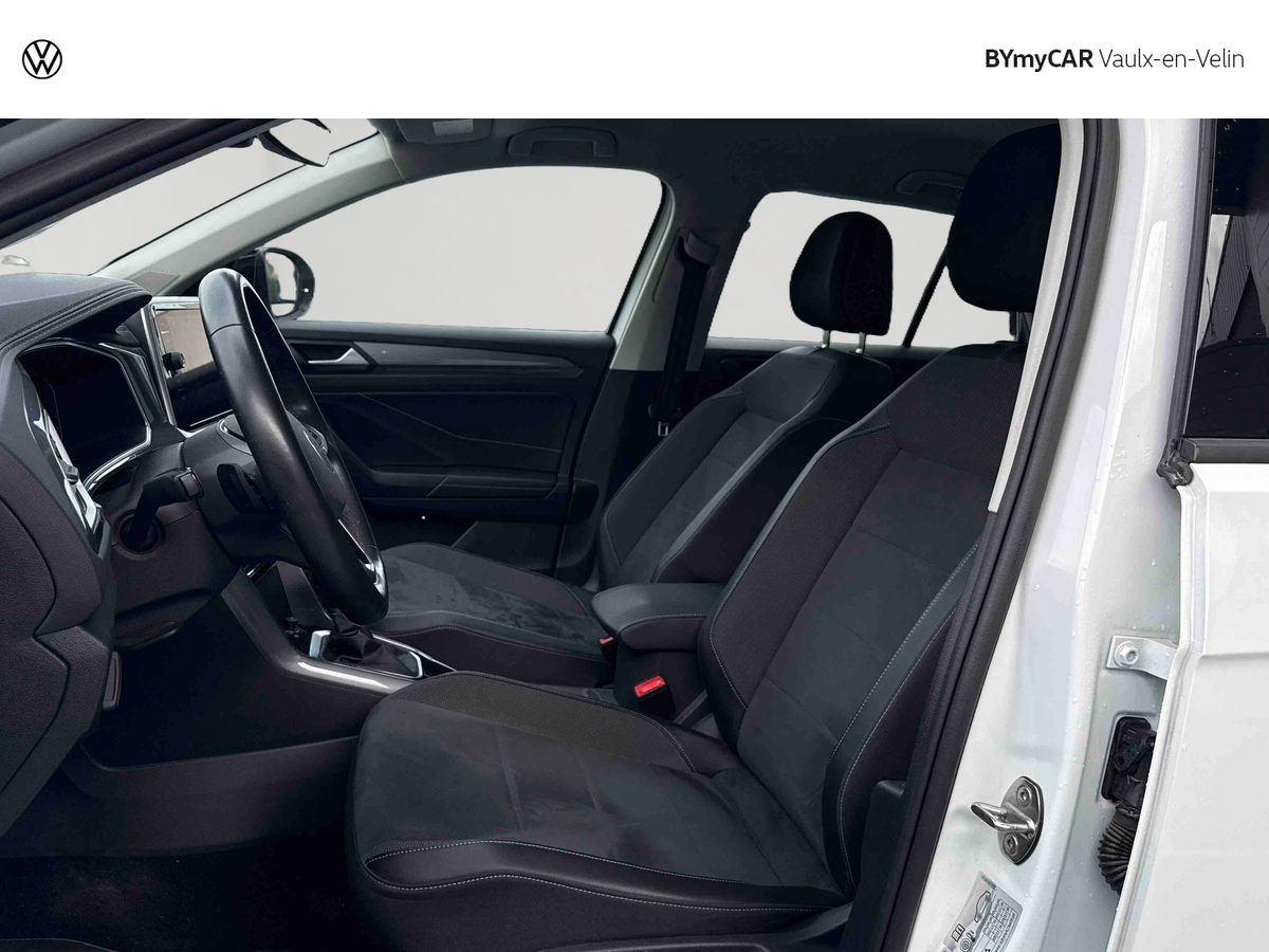Volkswagen T-Roc 1.5 TSI EVO 150 Start/Stop DSG7 — photo 11