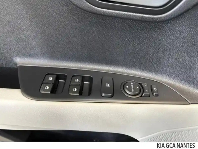 Kia Stonic 1.0 t-gdi 120ch isg design euro6d-t — photo 12