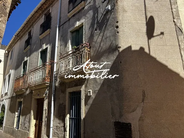 PERET - Maison de village à rénover de 104 m2 Un beau pote