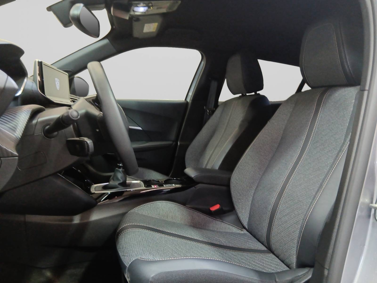 Peugeot 2008 — photo 10