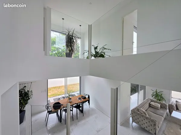 Maison 5 pièces 147 m²
